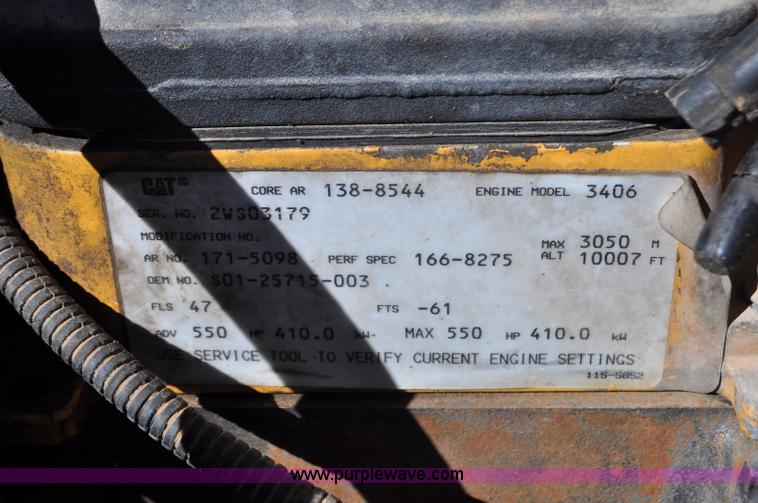 image for item G6451 1999 Kenworth T600 semi truck