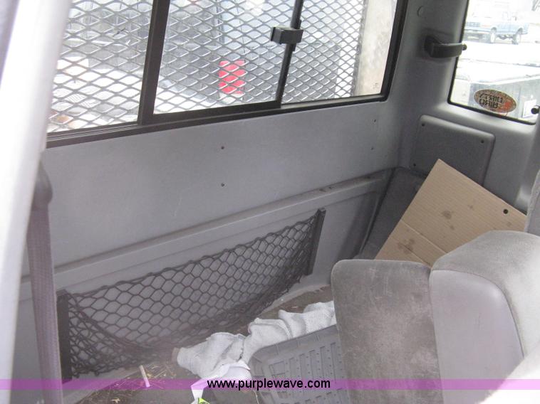 image for item G8472 2000 Ford Ranger XLT SuperCab flatbed pickup truck