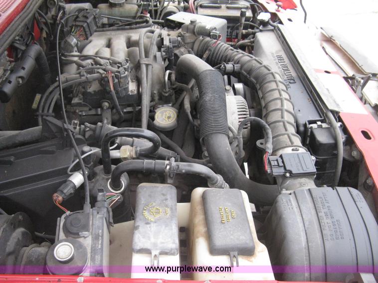 image for item G8472 2000 Ford Ranger XLT SuperCab flatbed pickup truck