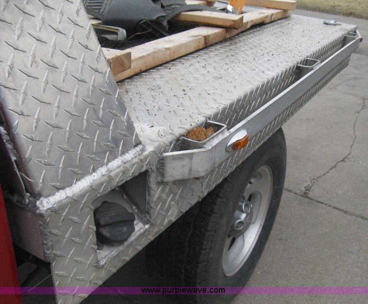 image for item G8472 2000 Ford Ranger XLT SuperCab flatbed pickup truck