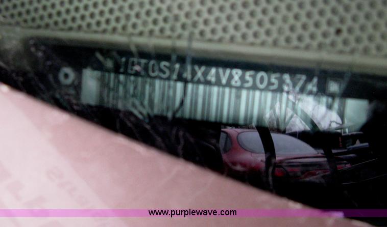 image for item G8475 1997 GMC Sonoma SLS pickup truck