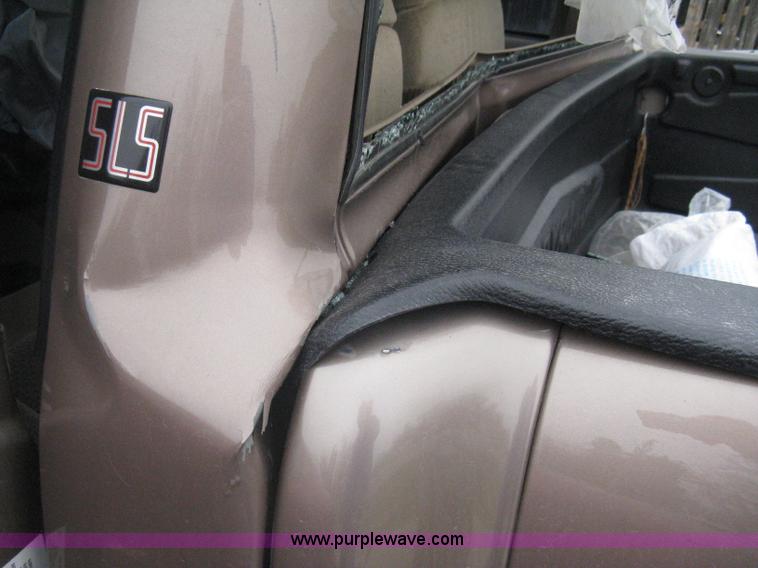 image for item G8475 1997 GMC Sonoma SLS pickup truck