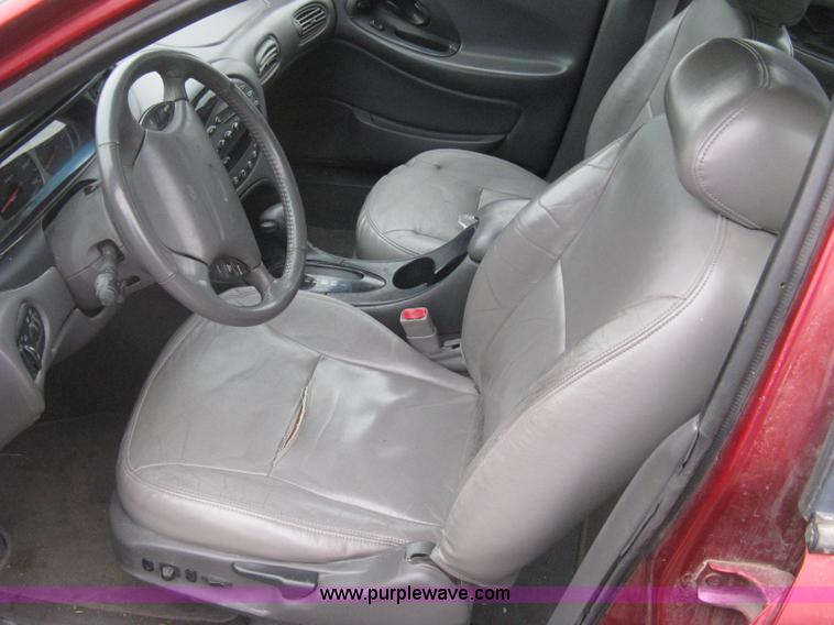 image for item G8477 1999 Ford Taurus SE