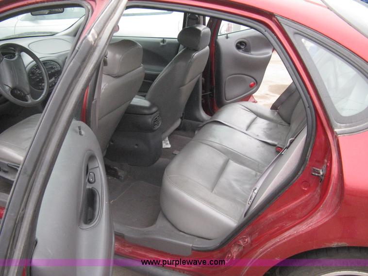 image for item G8477 1999 Ford Taurus SE