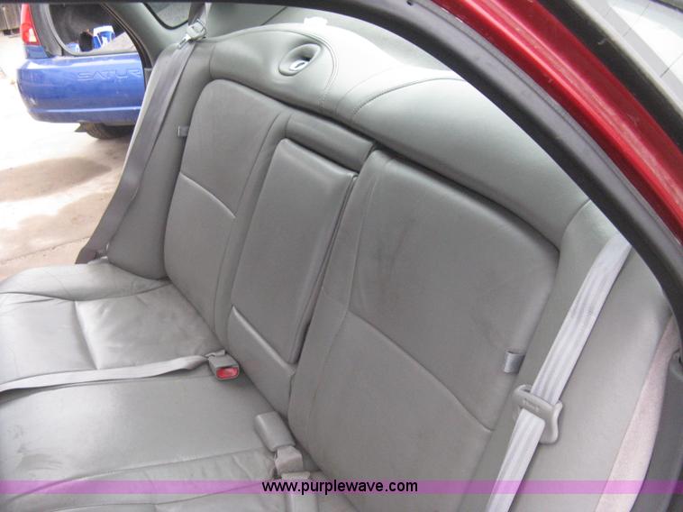 image for item G8477 1999 Ford Taurus SE