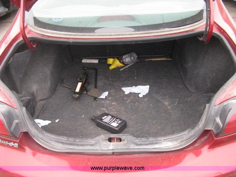 image for item G8477 1999 Ford Taurus SE