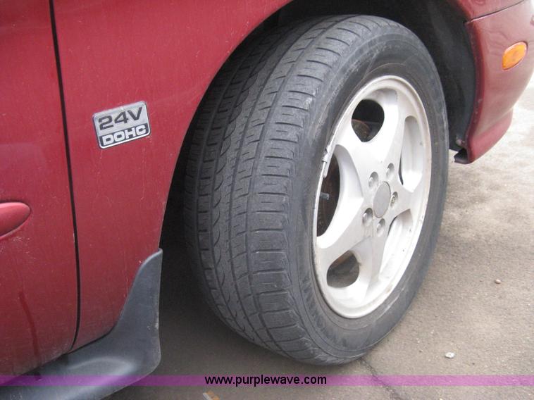 image for item G8477 1999 Ford Taurus SE