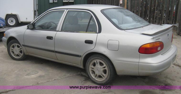 image for item G8479 2001 Chevrolet Prizm Lsi