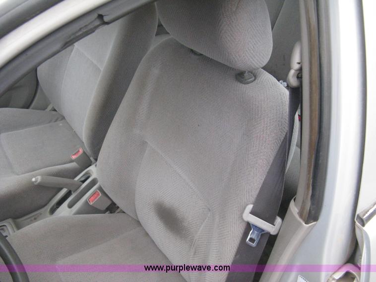 image for item G8479 2001 Chevrolet Prizm Lsi