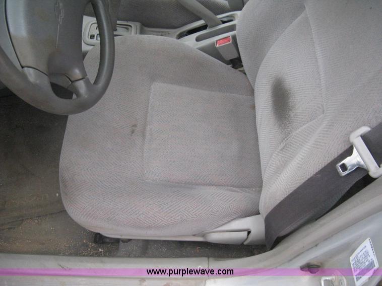 image for item G8479 2001 Chevrolet Prizm Lsi