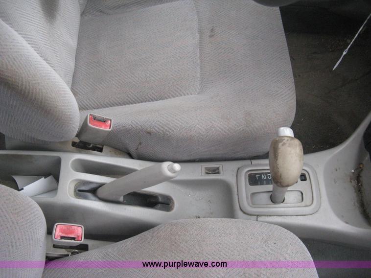image for item G8479 2001 Chevrolet Prizm Lsi