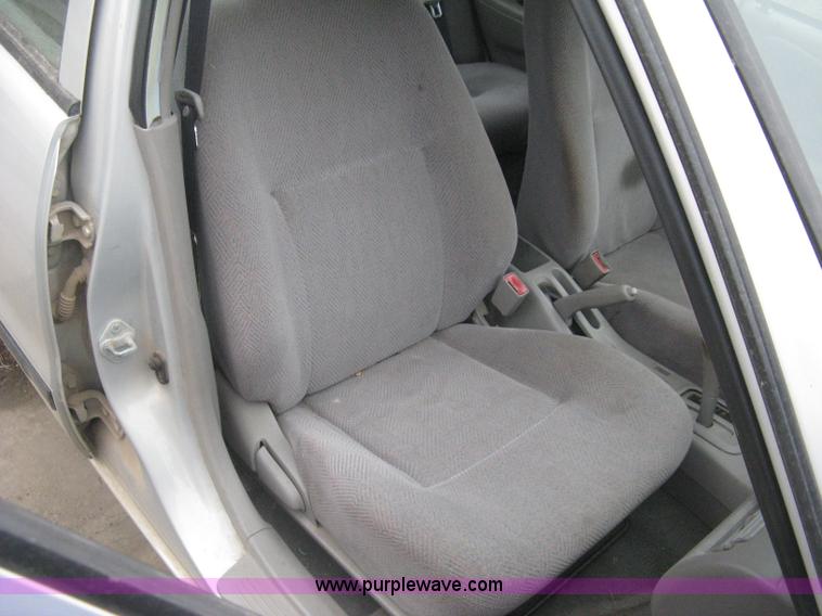 image for item G8479 2001 Chevrolet Prizm Lsi