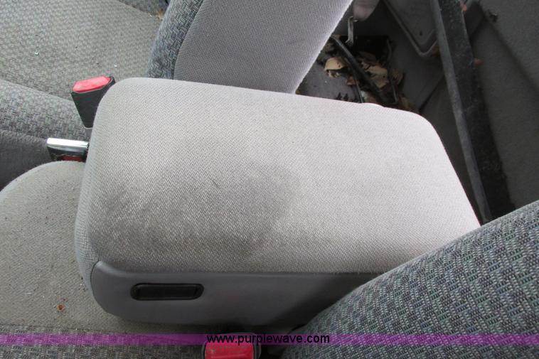 image for item G8480 1999 Ford Ranger XLT Sport pickup truck