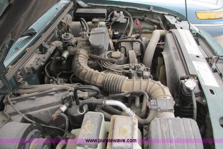 image for item G8480 1999 Ford Ranger XLT Sport pickup truck