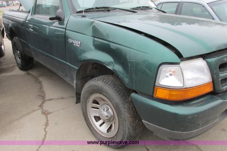 image for item G8480 1999 Ford Ranger XLT Sport pickup truck