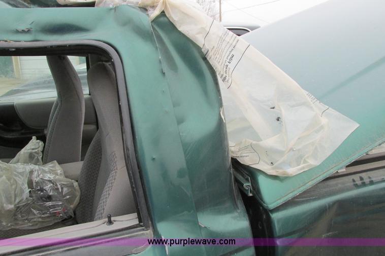 image for item G8480 1999 Ford Ranger XLT Sport pickup truck