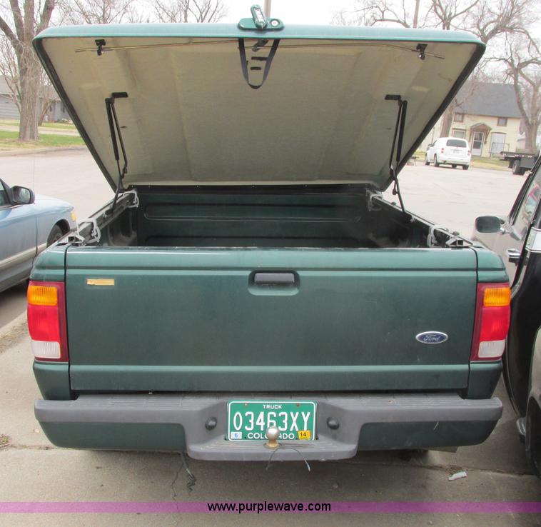 image for item G8480 1999 Ford Ranger XLT Sport pickup truck