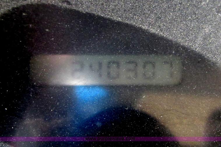 image for item G9152 1997 Dodge Dakota SLT Club Cab pickup truck