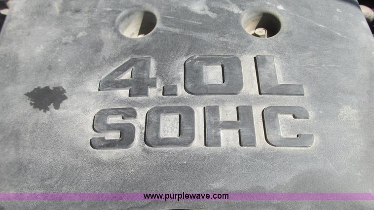 image for item G9153 2004 Ford Ranger XLT SuperCab pickup truck