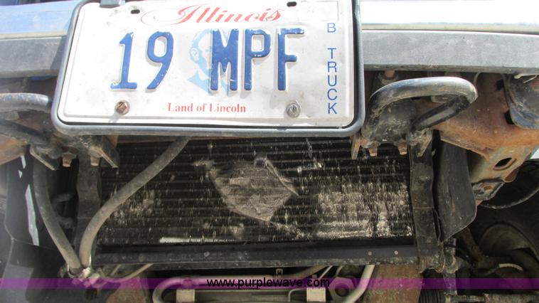 image for item G9153 2004 Ford Ranger XLT SuperCab pickup truck