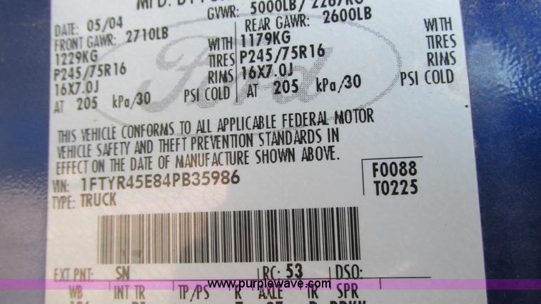 image for item G9153 2004 Ford Ranger XLT SuperCab pickup truck