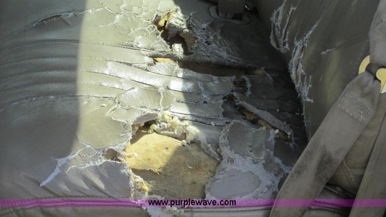 image for item G9154 1997 Chevrolet Cheyenne 3500HD service truck