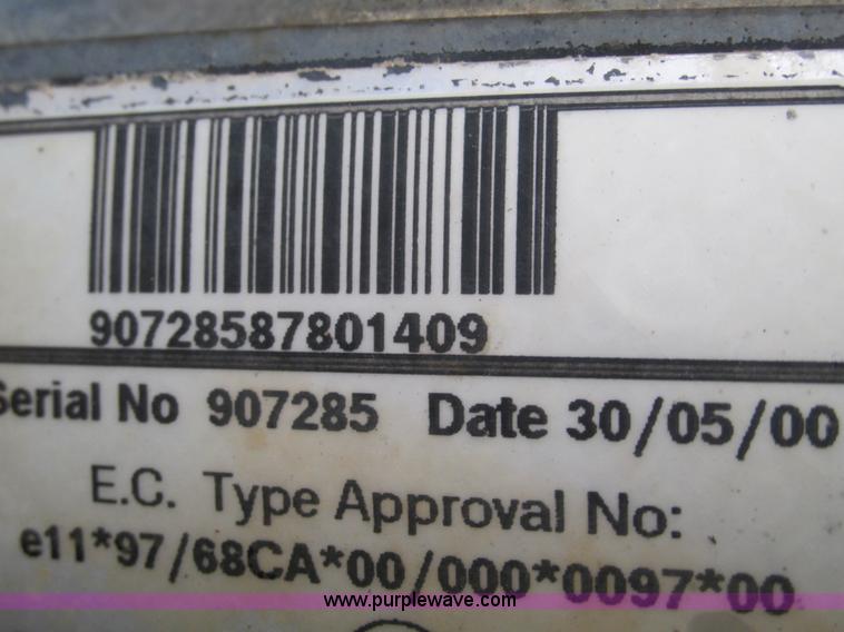 image for item G9334 2000 New Holland LS180 skid steer