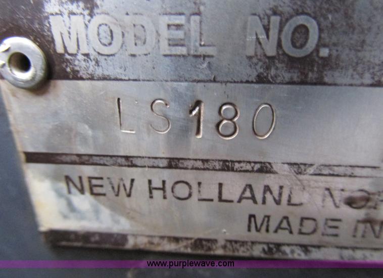 image for item G9334 2000 New Holland LS180 skid steer