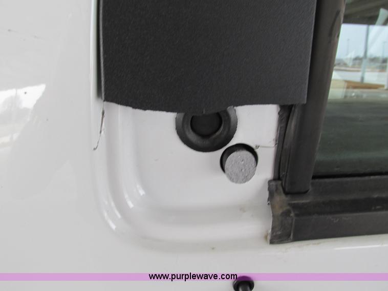 image for item G9336 2013 Ford E450 transit vehicle