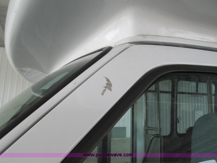 image for item G9336 2013 Ford E450 transit vehicle