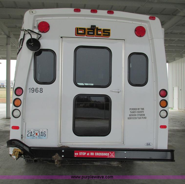 image for item G9336 2013 Ford E450 transit vehicle