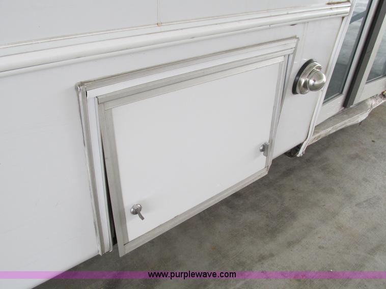 image for item G9336 2013 Ford E450 transit vehicle