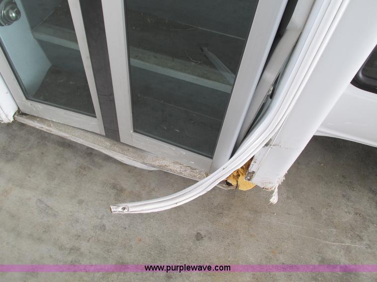 image for item G9336 2013 Ford E450 transit vehicle