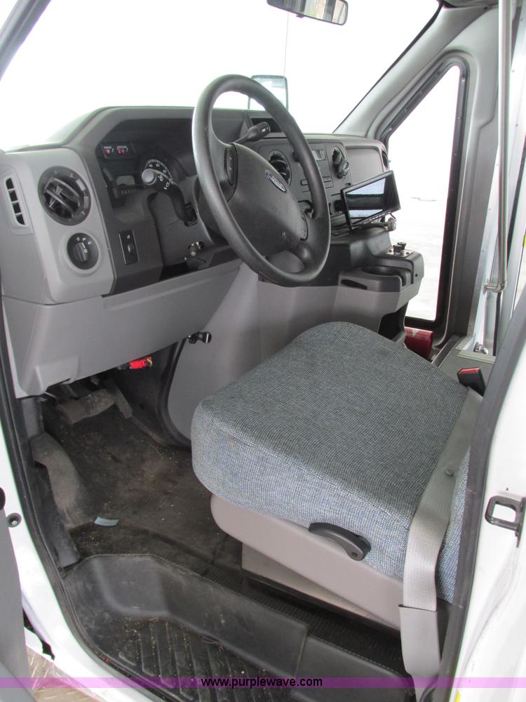 image for item G9336 2013 Ford E450 transit vehicle