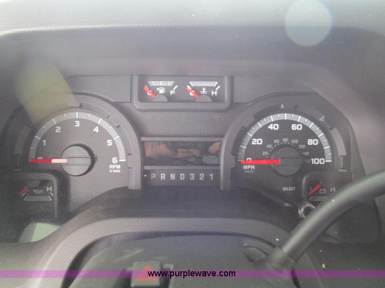 image for item G9336 2013 Ford E450 transit vehicle