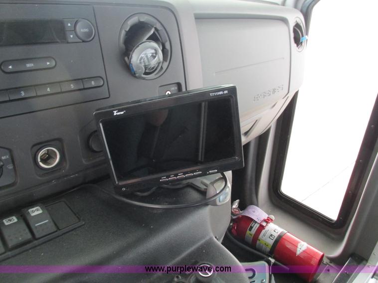 image for item G9336 2013 Ford E450 transit vehicle