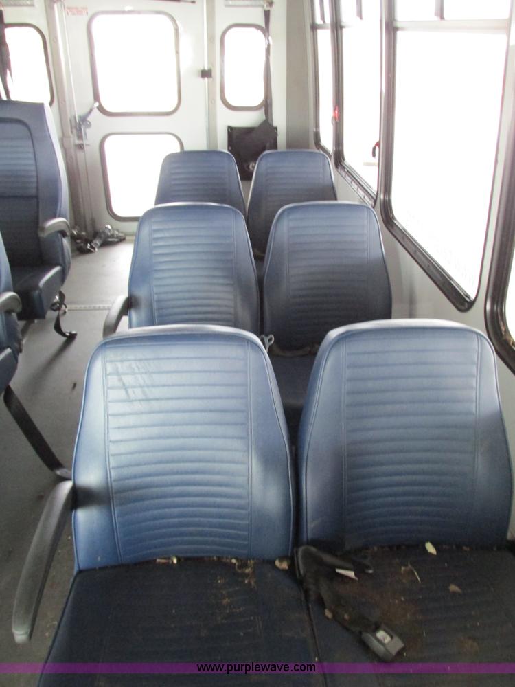 image for item G9336 2013 Ford E450 transit vehicle