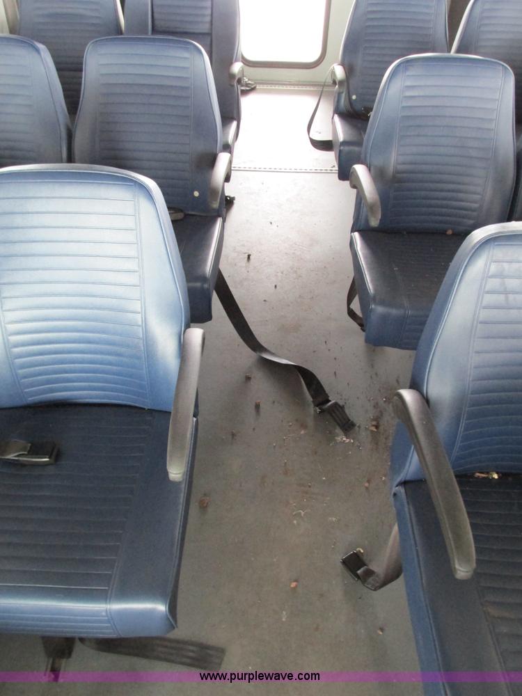 image for item G9336 2013 Ford E450 transit vehicle