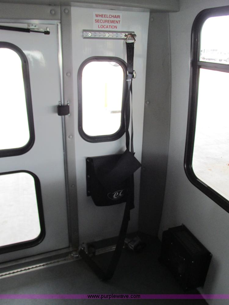 image for item G9336 2013 Ford E450 transit vehicle