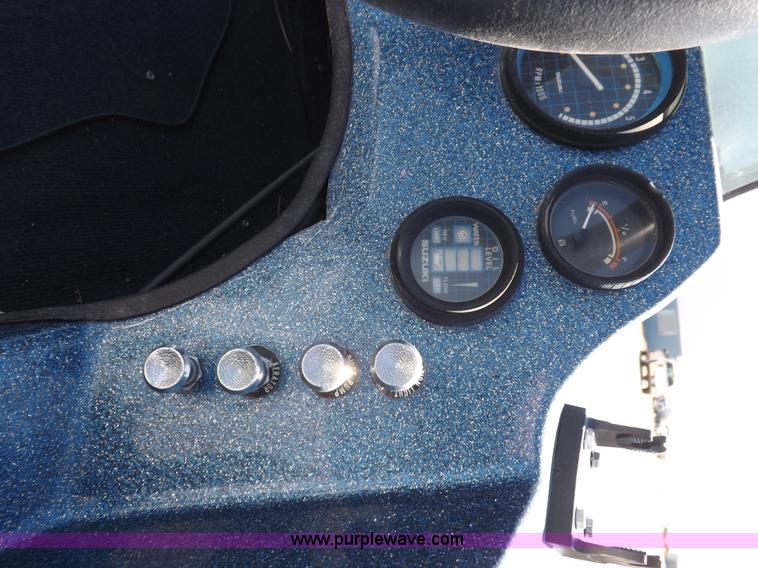 image for item H1955 1986 Ebb Tide Dyna Trac boat