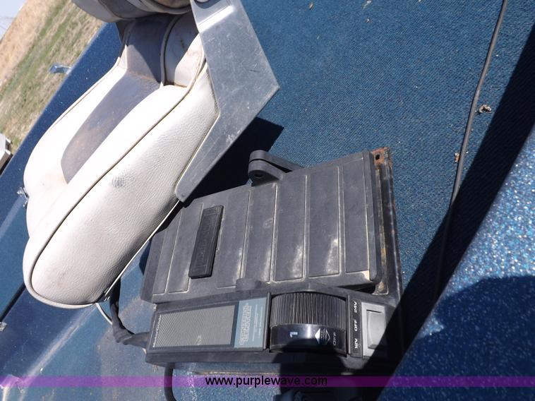 image for item H1955 1986 Ebb Tide Dyna Trac boat