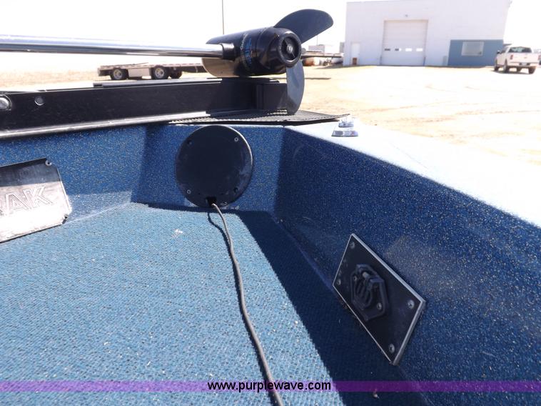 image for item H1955 1986 Ebb Tide Dyna Trac boat