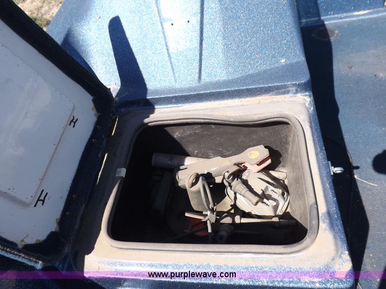 image for item H1955 1986 Ebb Tide Dyna Trac boat