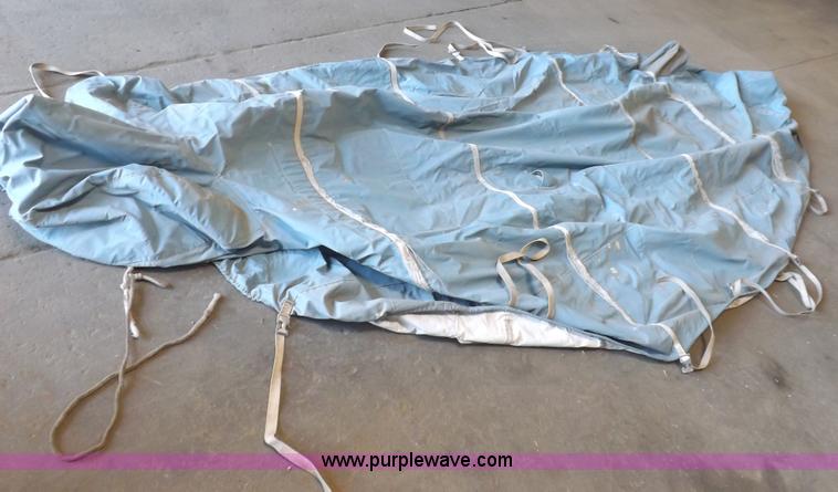 image for item H1955 1986 Ebb Tide Dyna Trac boat