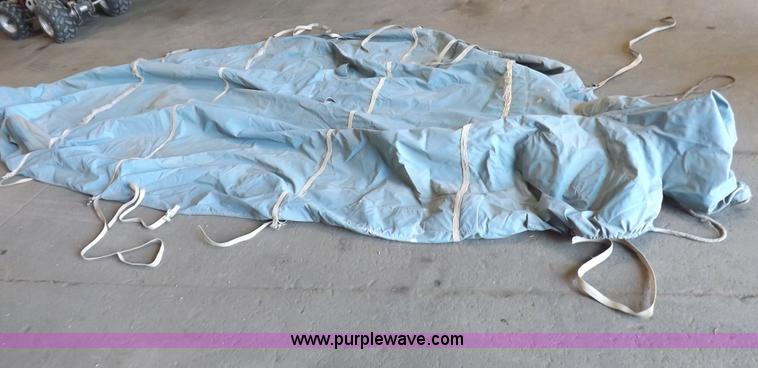 image for item H1955 1986 Ebb Tide Dyna Trac boat