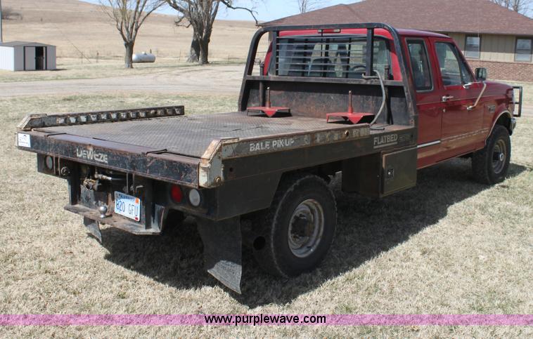 image for item H2214 1996 Ford F250 XLT bale bed truck