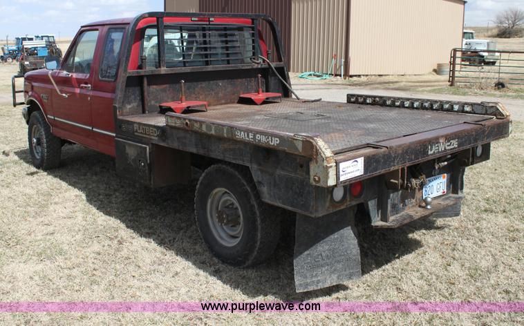 image for item H2214 1996 Ford F250 XLT bale bed truck