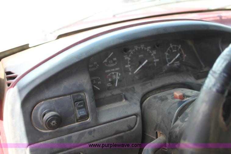 image for item H2214 1996 Ford F250 XLT bale bed truck