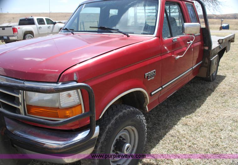 image for item H2214 1996 Ford F250 XLT bale bed truck