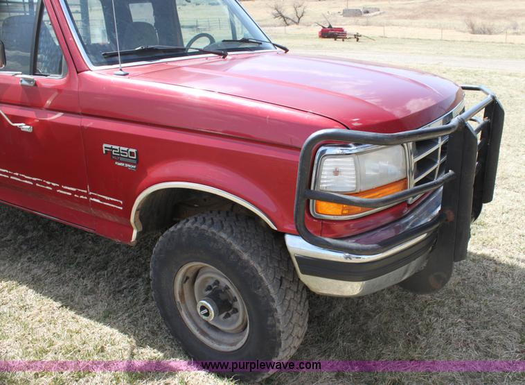 image for item H2214 1996 Ford F250 XLT bale bed truck